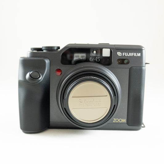 Pre-Owned Fujifilm ZI645 #6010212