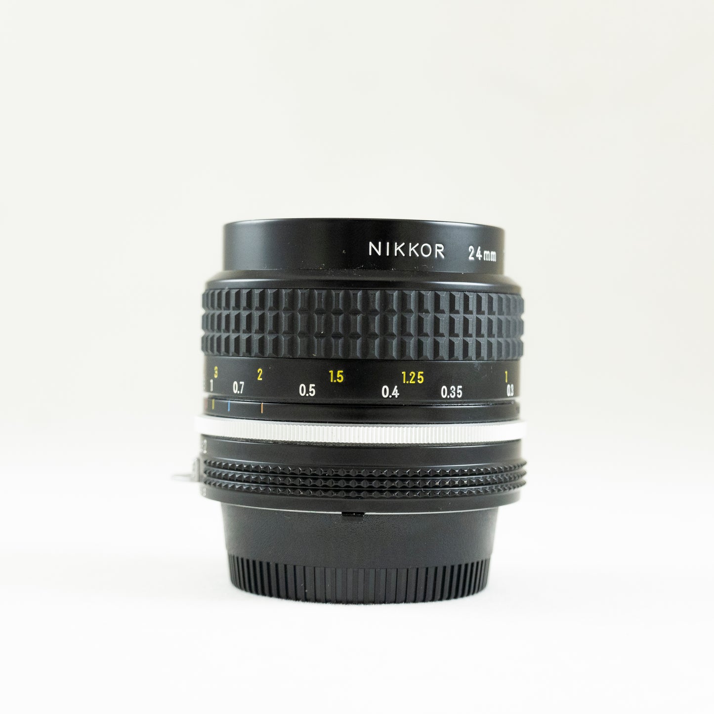 Pre-Owned Nikon 24mm f2 AIS Nikkor #180115