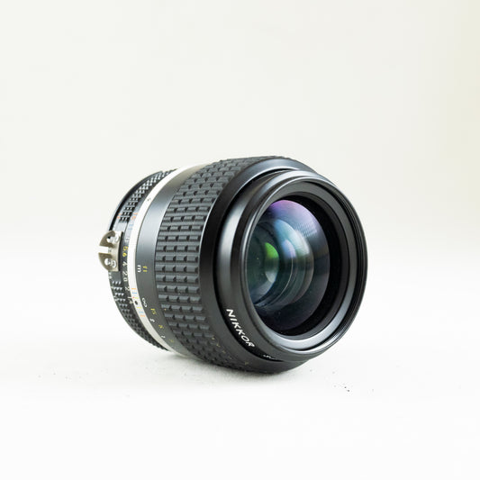 Pre-Owned Nikon 35mm f1.4 AIS Nikkor #464800