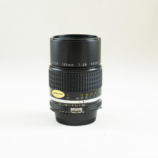 Pre-Owned Nikon 135mm f2.8 AIS Nikkor #932091