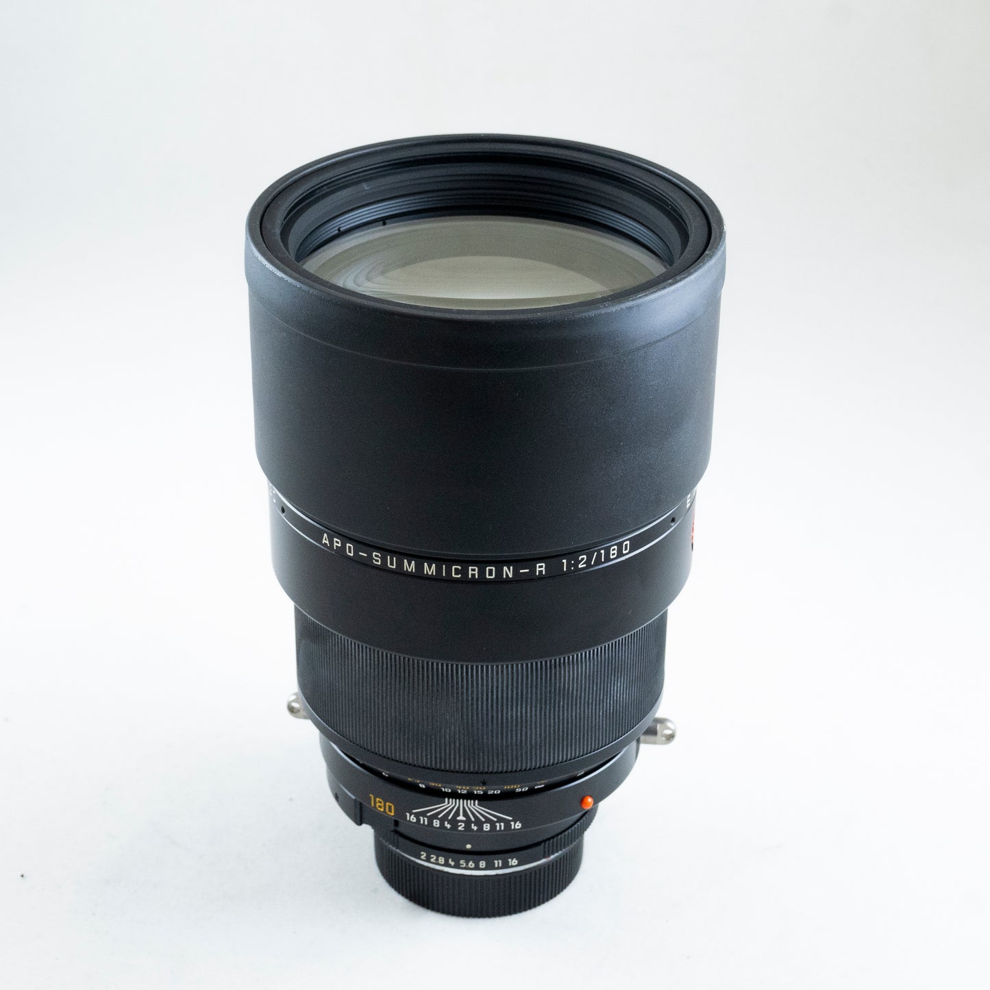 Pre-Owned Leica 180mm f2 APO-Summicron-R #3741120