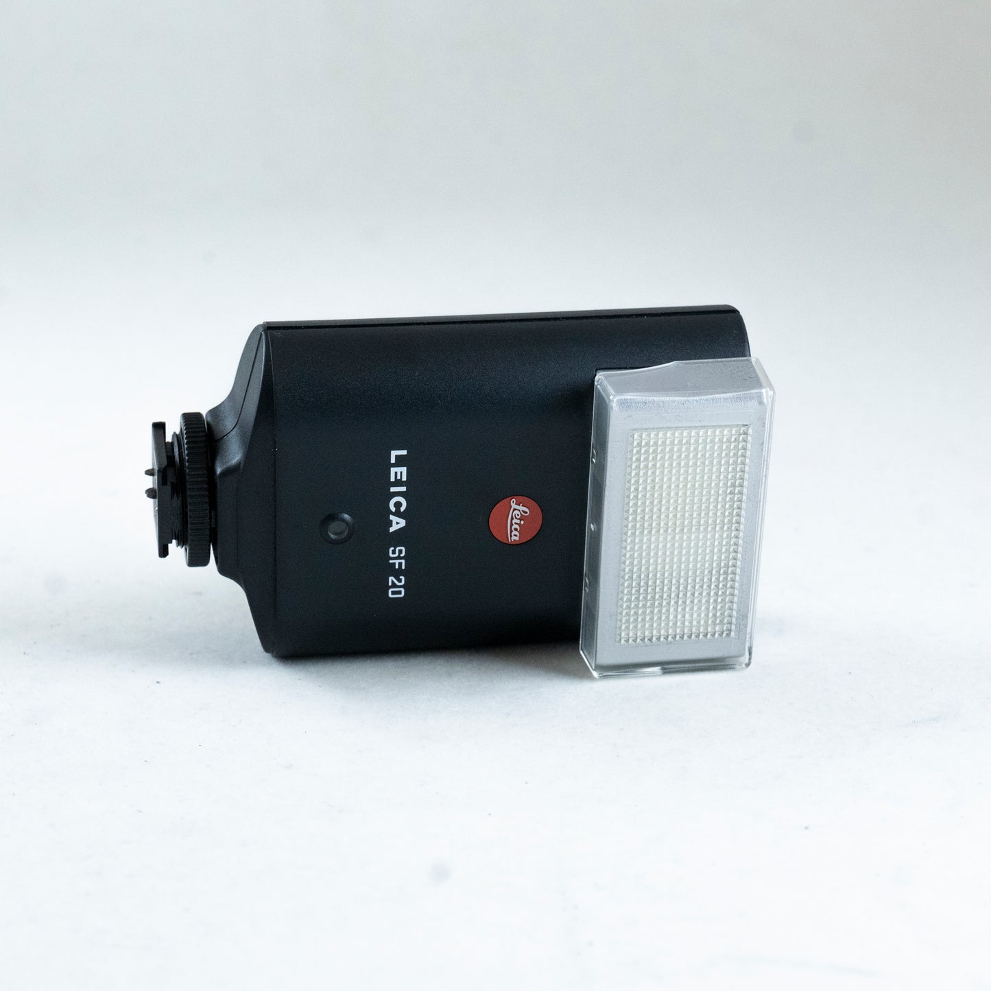 Pre-Owned Leica SF-20 Flash